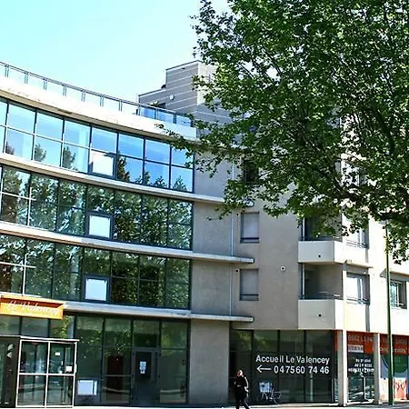 Apartahotel Neoresid - Résidence Le Valencey 2*