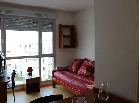 Hotel Neoresid - Le Valencey 3*