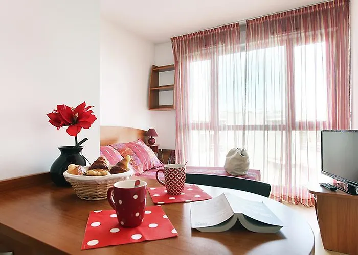 Hotel Neoresid - Le Valencey 3*